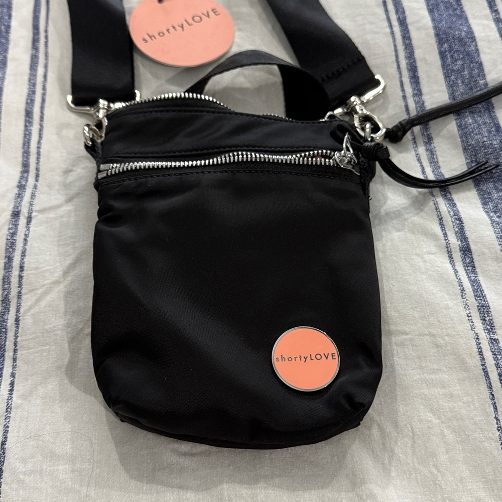ShortyLOVE Shorthand Crossbody Bag - Picture 3 of 10